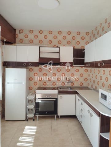 8 makuuhuone Huvila myytävänä paikassa Narón mukana 
autotalli - 330 000 € (Ref: 9334435)