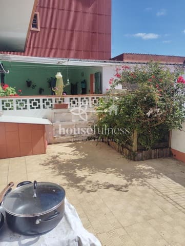 8 makuuhuone Huvila myytävänä paikassa Narón mukana 
autotalli - 330 000 € (Ref: 9334435)