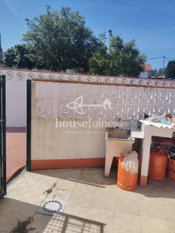 8 makuuhuone Huvila myytävänä paikassa Narón mukana 
autotalli - 330 000 € (Ref: 9334435)