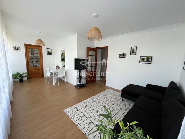 3 soveværelse Lejlighed til leje i Ferrol - € 700 (Ref: 9346929)