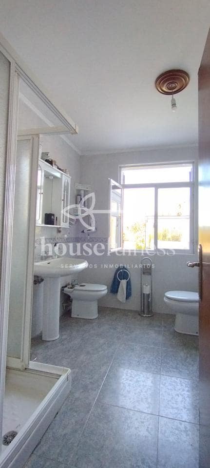 5 sypialnia Dom na sprzedaż w Naron z garażem - 320 000 € (Ref: 9355689)