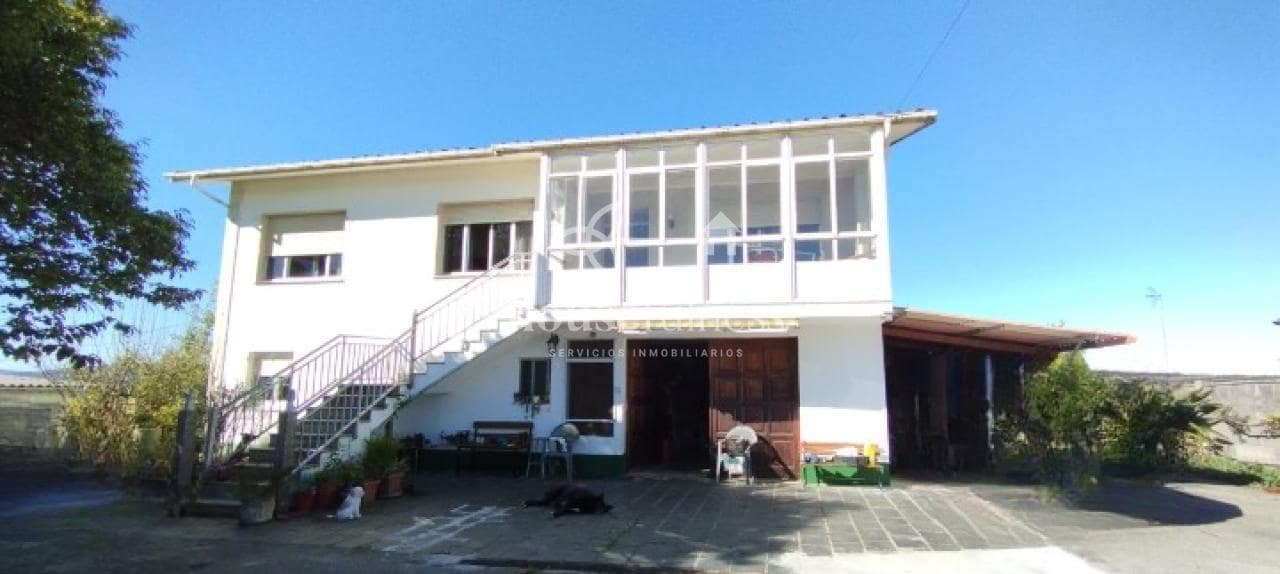 5 sypialnia Dom na sprzedaż w Naron z garażem - 320 000 € (Ref: 9355689)