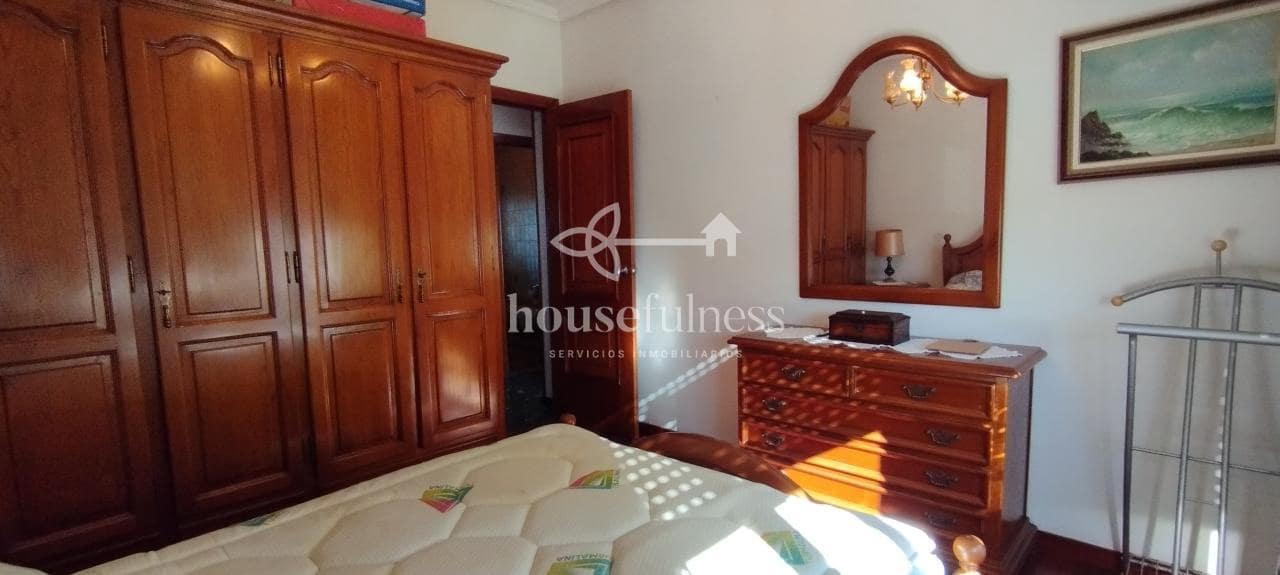 5 sypialnia Dom na sprzedaż w Naron z garażem - 320 000 € (Ref: 9355689)