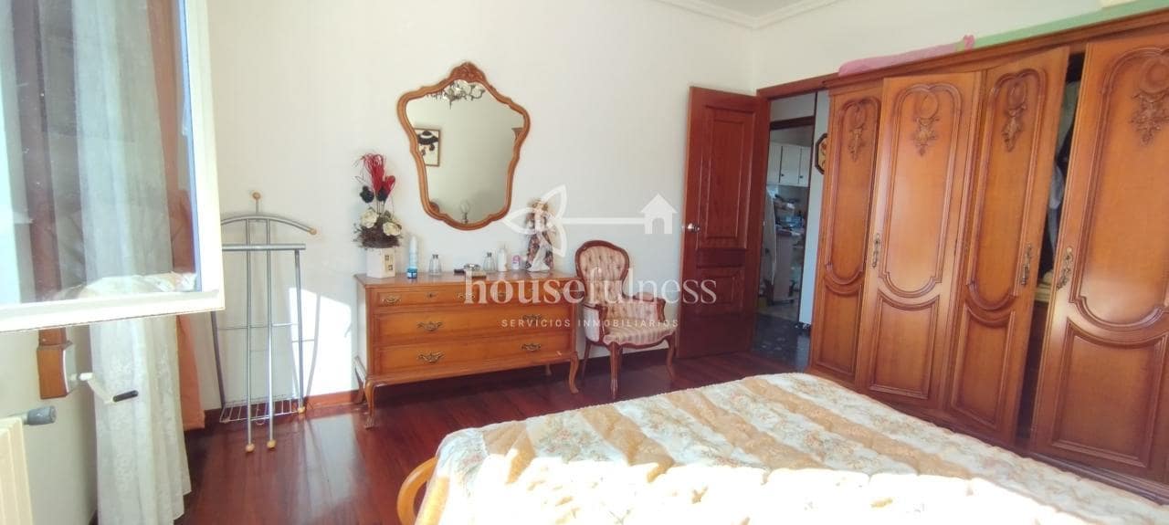 5 sypialnia Dom na sprzedaż w Naron z garażem - 320 000 € (Ref: 9355689)