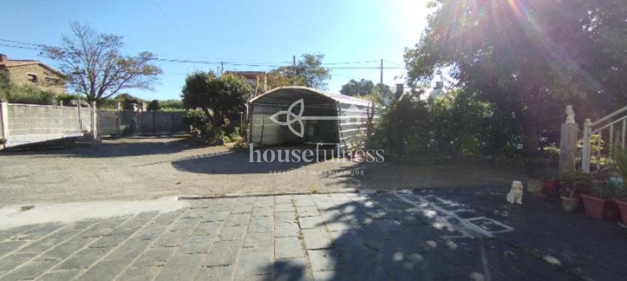 5 sypialnia Dom na sprzedaż w Naron z garażem - 320 000 € (Ref: 9355689)