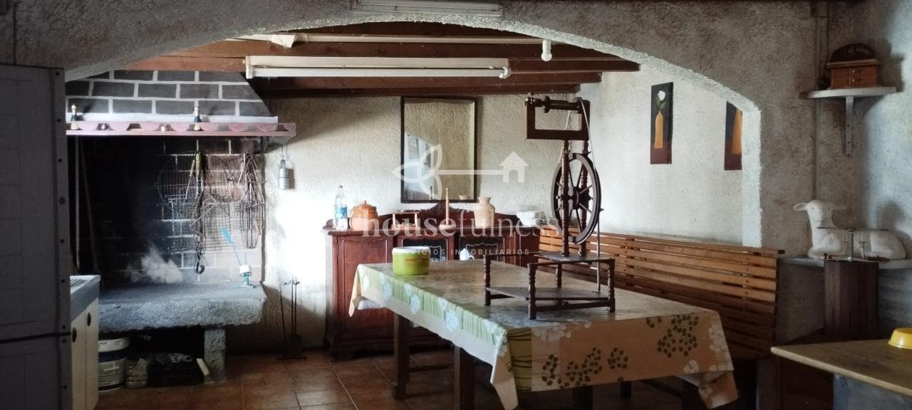 5 sypialnia Dom na sprzedaż w Naron z garażem - 320 000 € (Ref: 9355689)