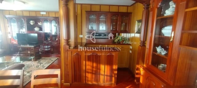 5 bedroom Beach Apartment for sale in Mugardos with garage - € 310,000 (Ref: 9387580)