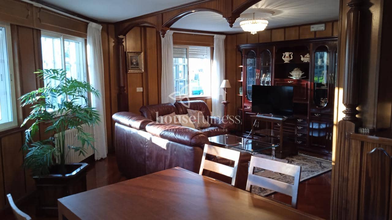 5 slaapkamer Strandappartement te koop in Mugardos met garage - € 310.000 (Ref: 9387580)