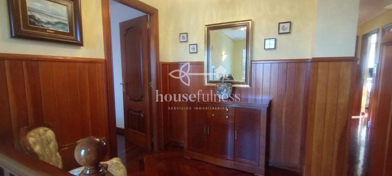 5 slaapkamer Strandappartement te koop in Mugardos met garage - € 310.000 (Ref: 9387580)