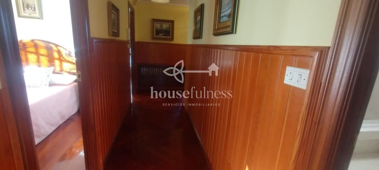 5 slaapkamer Strandappartement te koop in Mugardos met garage - € 310.000 (Ref: 9387580)