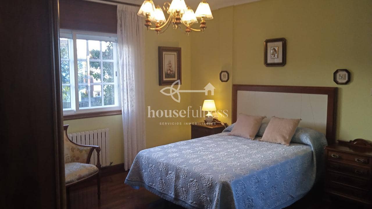 5 slaapkamer Strandappartement te koop in Mugardos met garage - € 310.000 (Ref: 9387580)