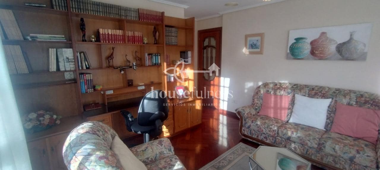 5 slaapkamer Strandappartement te koop in Mugardos met garage - € 310.000 (Ref: 9387580)