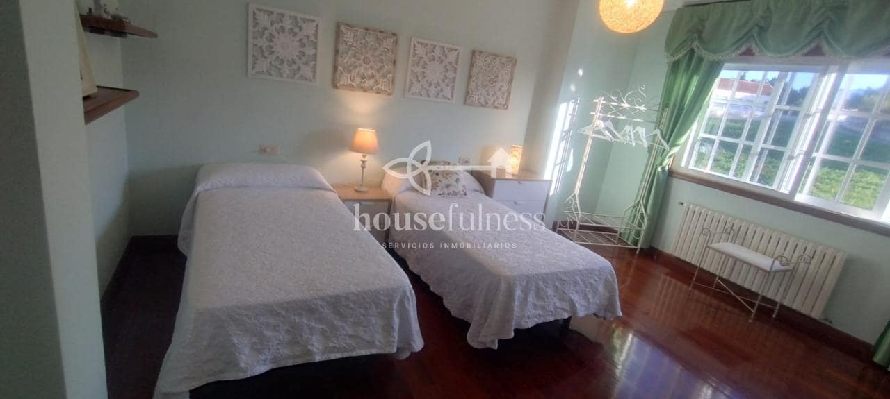 5 slaapkamer Strandappartement te koop in Mugardos met garage - € 310.000 (Ref: 9387580)