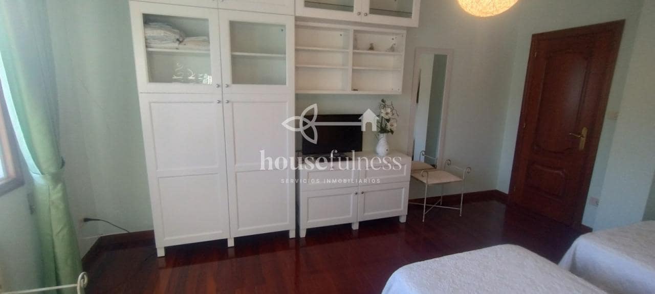 5 slaapkamer Strandappartement te koop in Mugardos met garage - € 310.000 (Ref: 9387580)