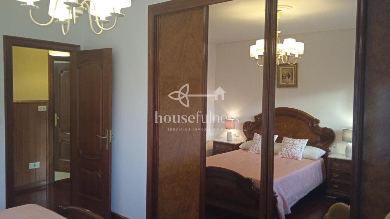 5 slaapkamer Strandappartement te koop in Mugardos met garage - € 310.000 (Ref: 9387580)