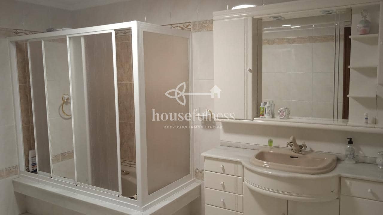 5 slaapkamer Strandappartement te koop in Mugardos met garage - € 310.000 (Ref: 9387580)