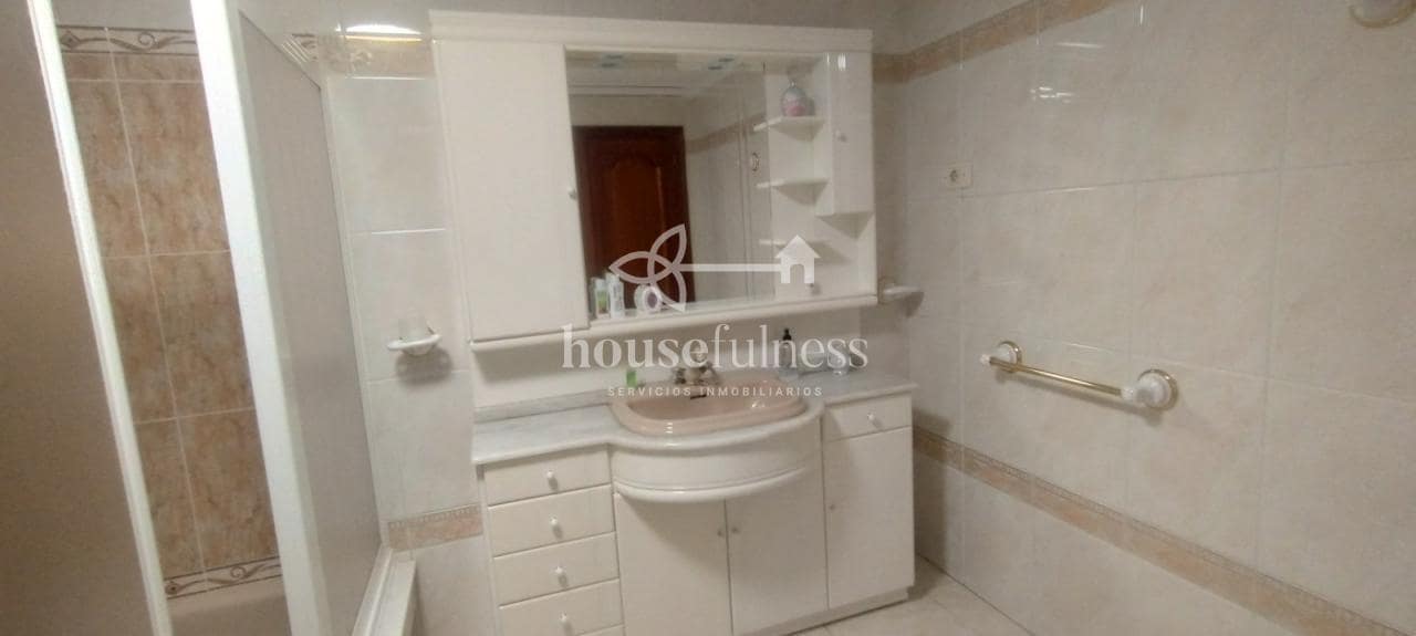 5 slaapkamer Strandappartement te koop in Mugardos met garage - € 310.000 (Ref: 9387580)