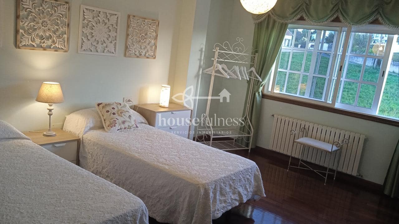 5 slaapkamer Strandappartement te koop in Mugardos met garage - € 310.000 (Ref: 9387580)