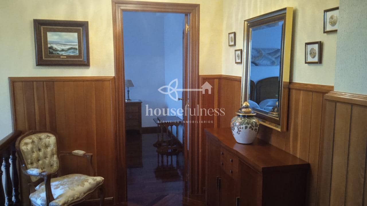 5 slaapkamer Strandappartement te koop in Mugardos met garage - € 310.000 (Ref: 9387580)