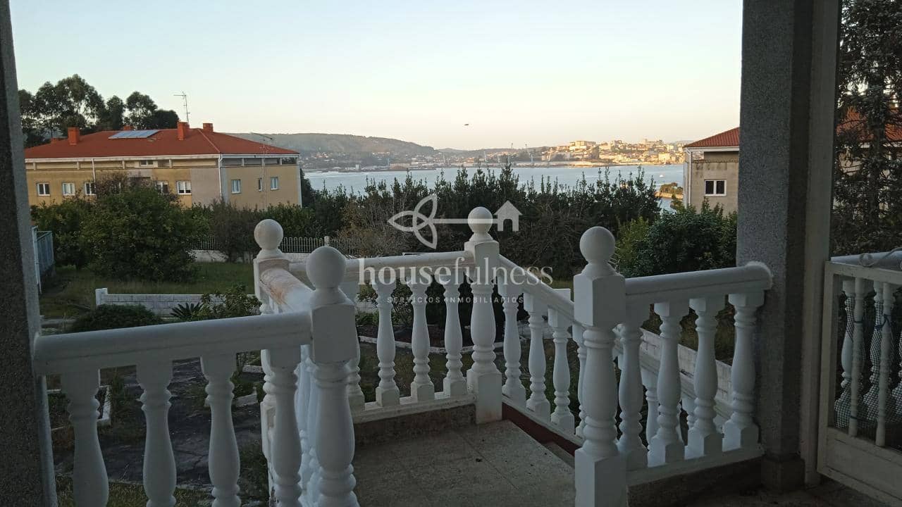 5 slaapkamer Strandappartement te koop in Mugardos met garage - € 310.000 (Ref: 9387580)