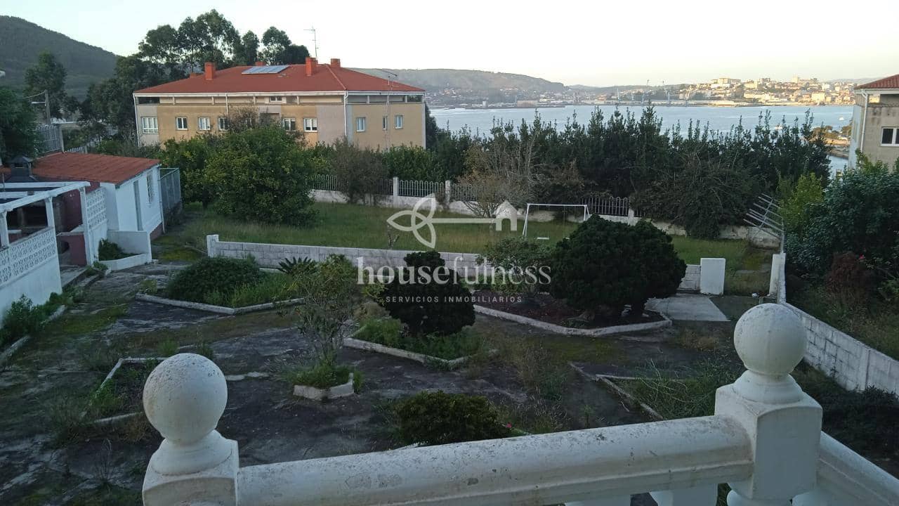 5 slaapkamer Strandappartement te koop in Mugardos met garage - € 310.000 (Ref: 9387580)