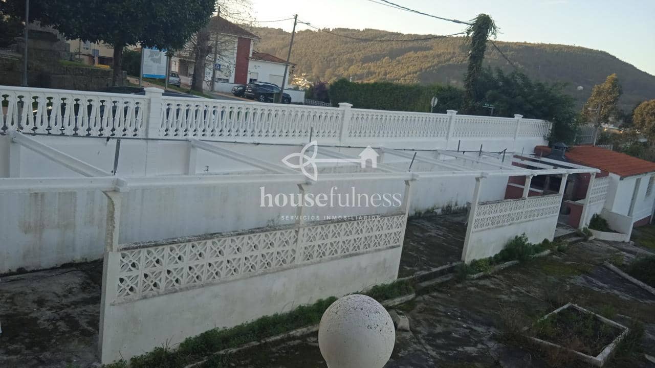 5 slaapkamer Strandappartement te koop in Mugardos met garage - € 310.000 (Ref: 9387580)