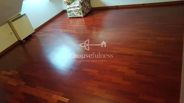 6 bedroom Penthouse for sale in Ferrol - € 300,000 (Ref: 9387581)