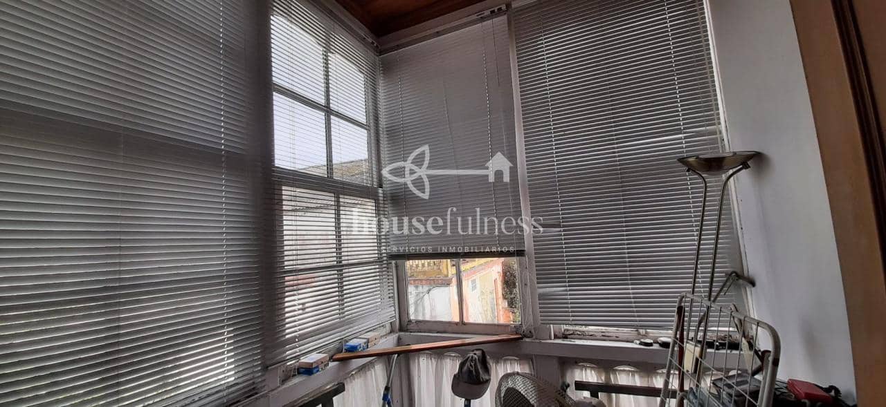 7 bedroom Townhouse for sale in Ferrol with garage - € 150,000 (Ref: 9387582)