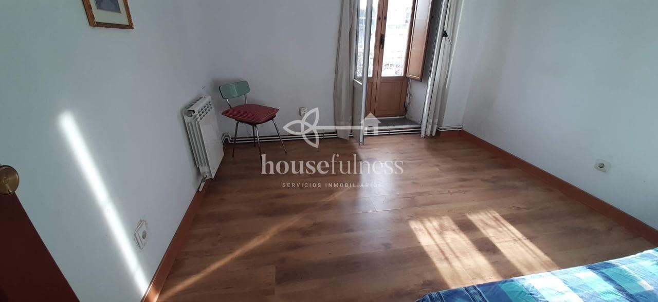 7 bedroom Townhouse for sale in Ferrol with garage - € 150,000 (Ref: 9387582)