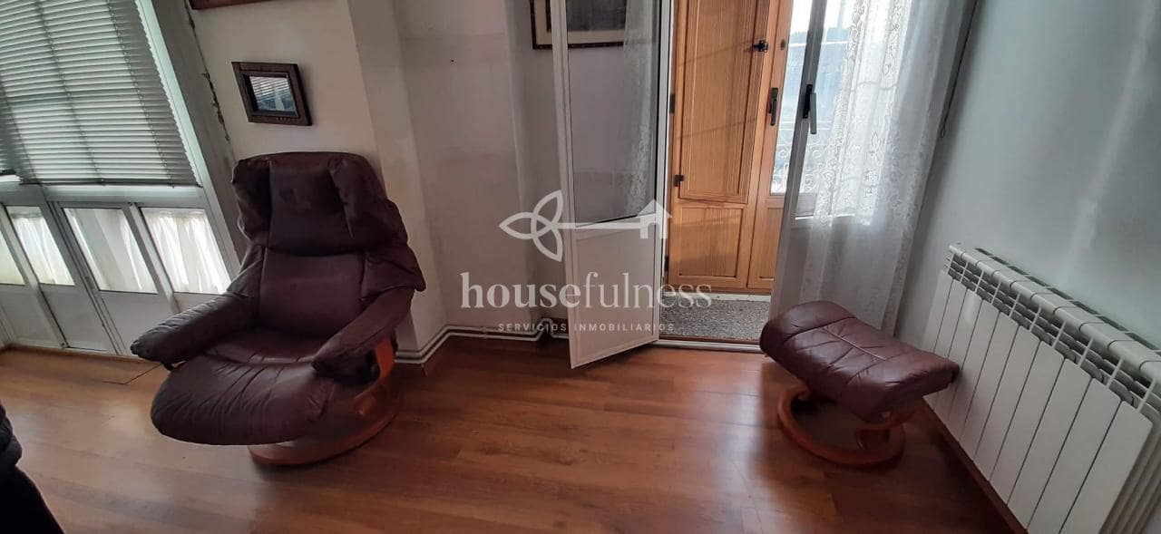 7 bedroom Townhouse for sale in Ferrol with garage - € 150,000 (Ref: 9387582)