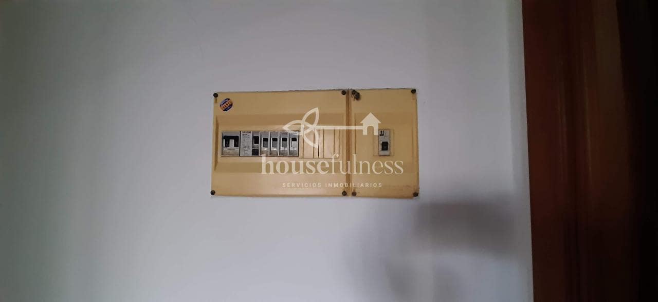 7 bedroom Townhouse for sale in Ferrol with garage - € 150,000 (Ref: 9387582)