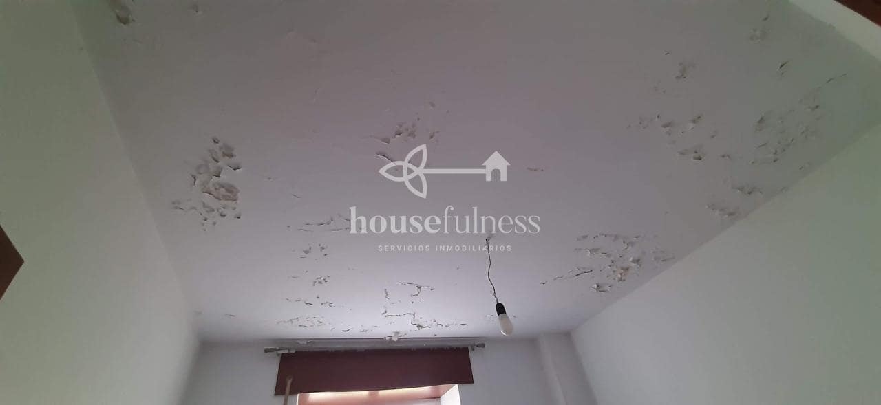 7 bedroom Townhouse for sale in Ferrol with garage - € 150,000 (Ref: 9387582)