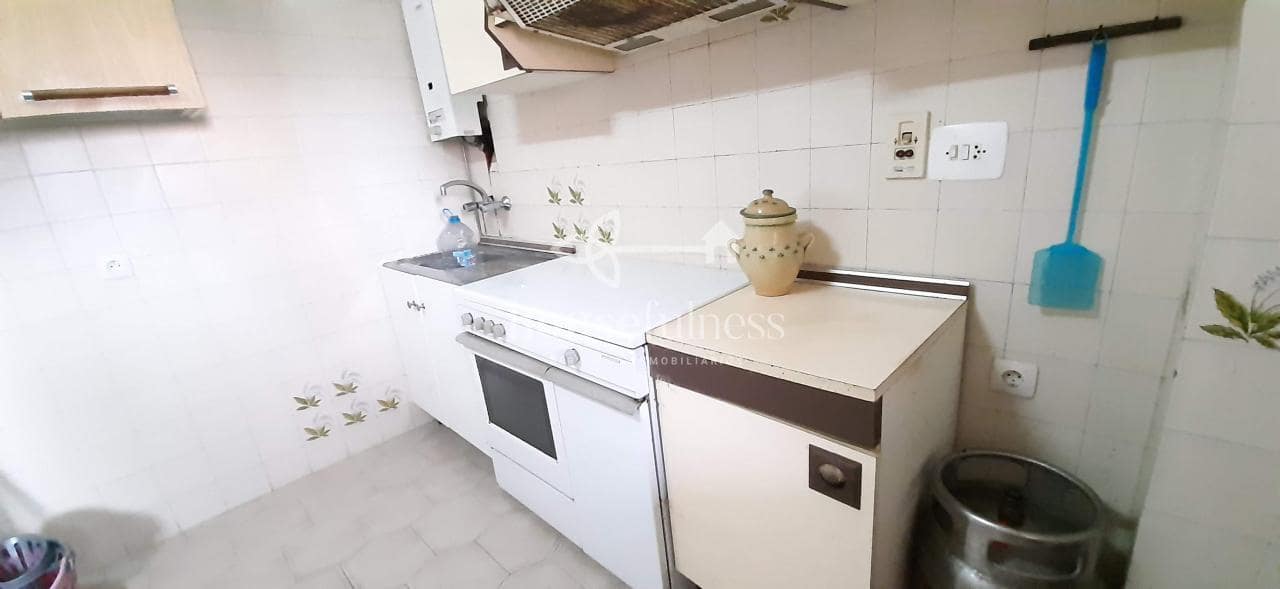 7 bedroom Townhouse for sale in Ferrol with garage - € 150,000 (Ref: 9387582)