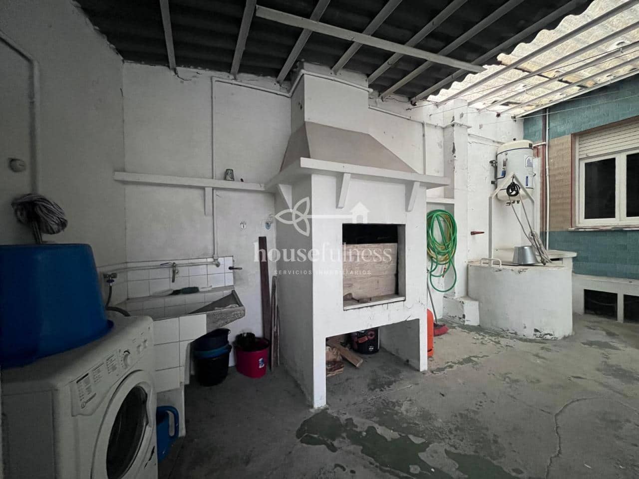 3 soverom Hus til salgs i Naron med garasje - € 125 000 (Ref: 9387583)