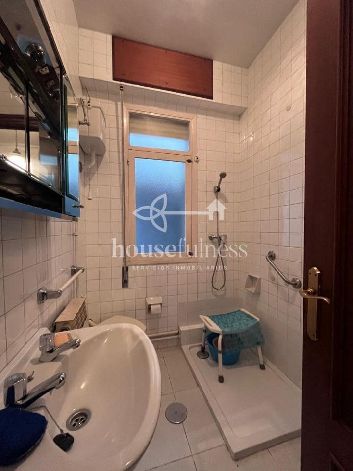 3 bedroom Townhouse for sale in Naron with garage - € 125,000 (Ref: 9387583)