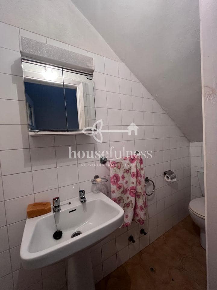 3 bedroom Townhouse for sale in Naron with garage - € 125,000 (Ref: 9387583)