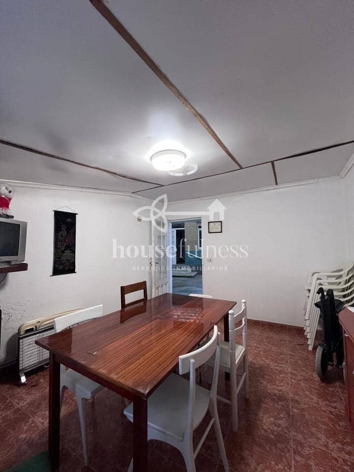 3 bedroom Townhouse for sale in Naron with garage - € 125,000 (Ref: 9387583)