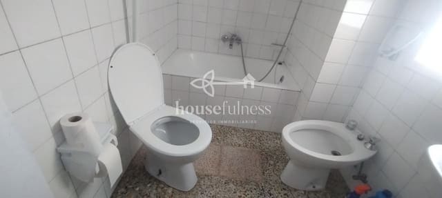 6 bedroom Townhouse for sale in Ferrol - € 63,000 (Ref: 9390283)