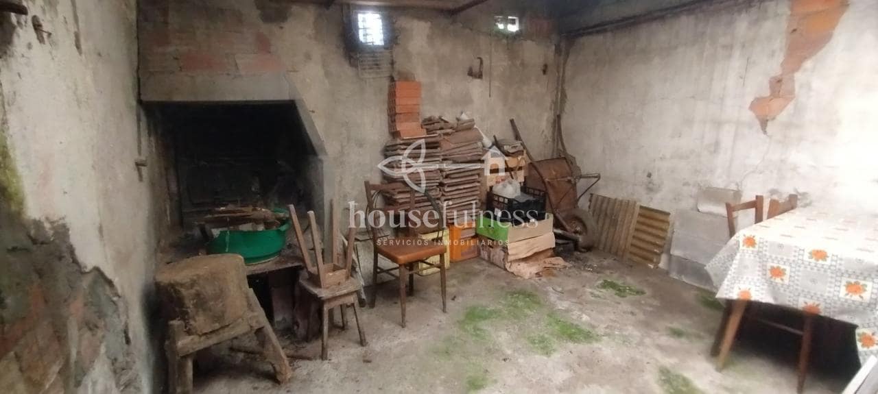 6 soveværelse Byhus til salg i Ferrol - € 63.000 (Ref: 9390283)