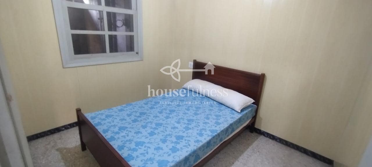 6 soveværelse Byhus til salg i Ferrol - € 63.000 (Ref: 9390283)