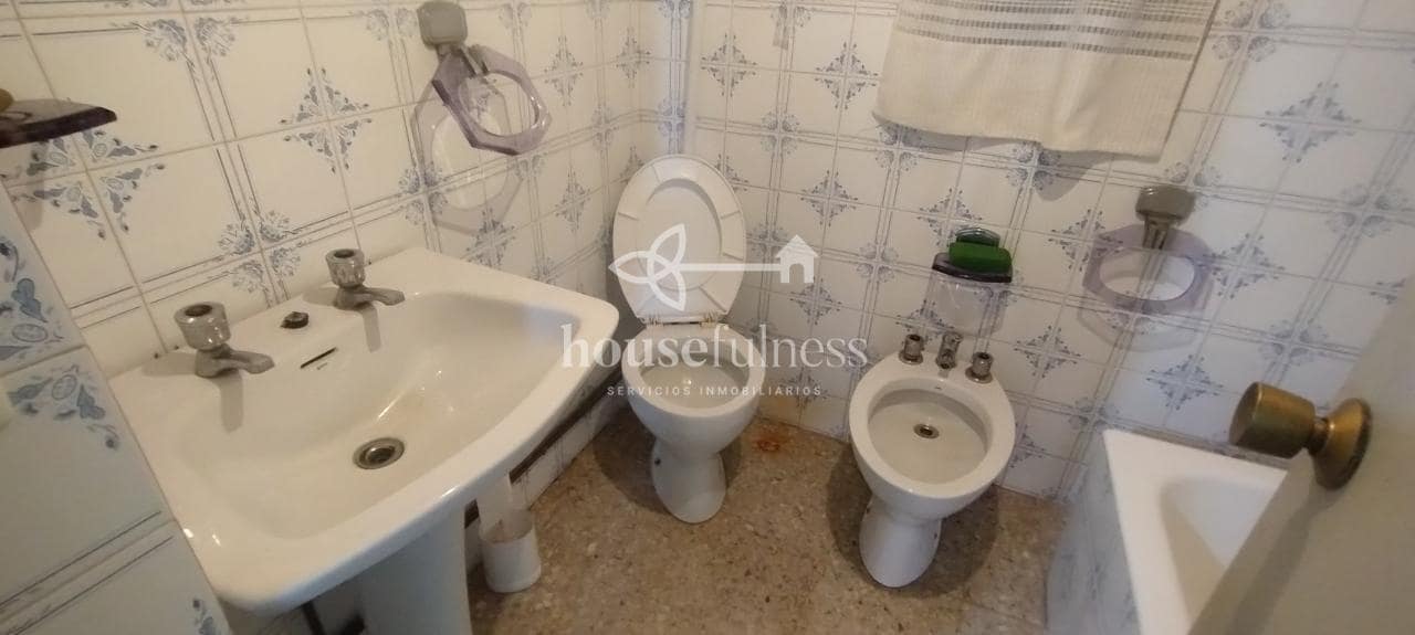 6 soveværelse Byhus til salg i Ferrol - € 63.000 (Ref: 9390283)