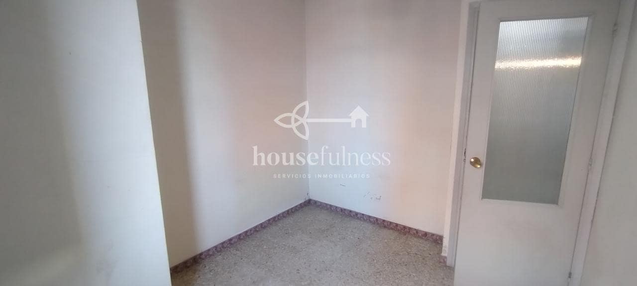 6 soveværelse Byhus til salg i Ferrol - € 63.000 (Ref: 9390283)