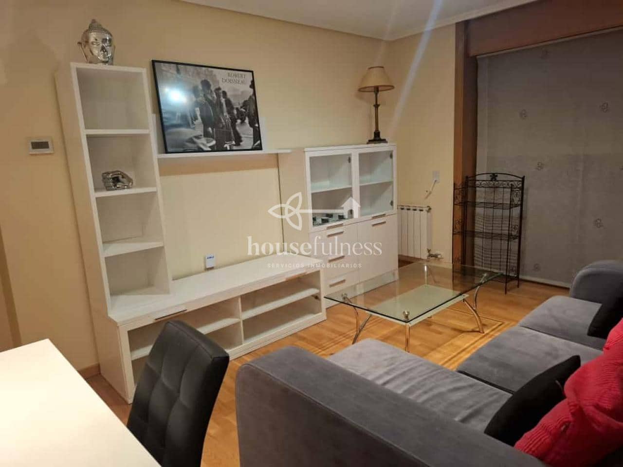 2 Zimmer Wohnung zu vermieten in Naron mit Garage - 650 € (Ref: 9395766)