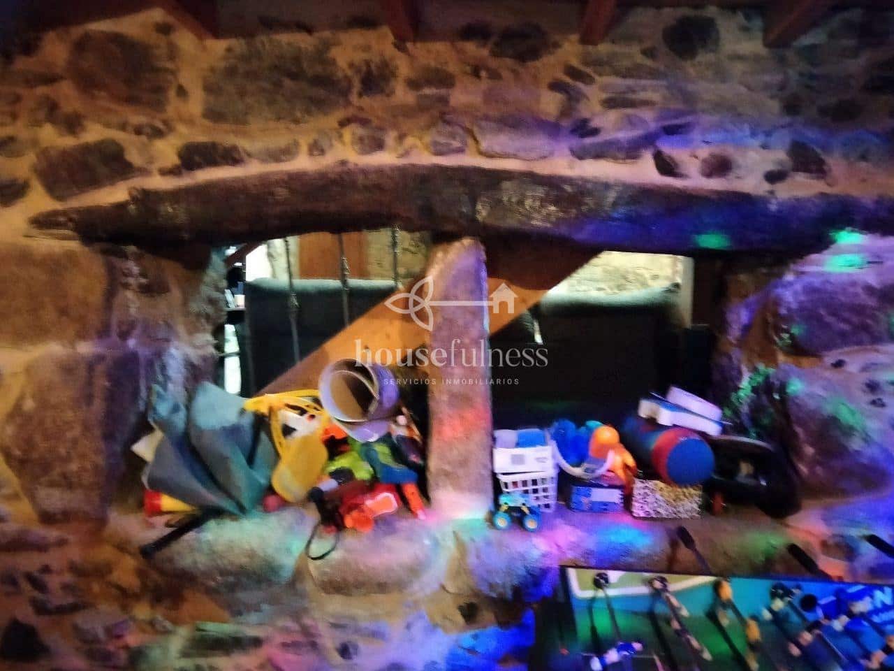 9 sypialnia Willa na sprzedaż w Ferrol - 750 000 € (Ref: 9407924)