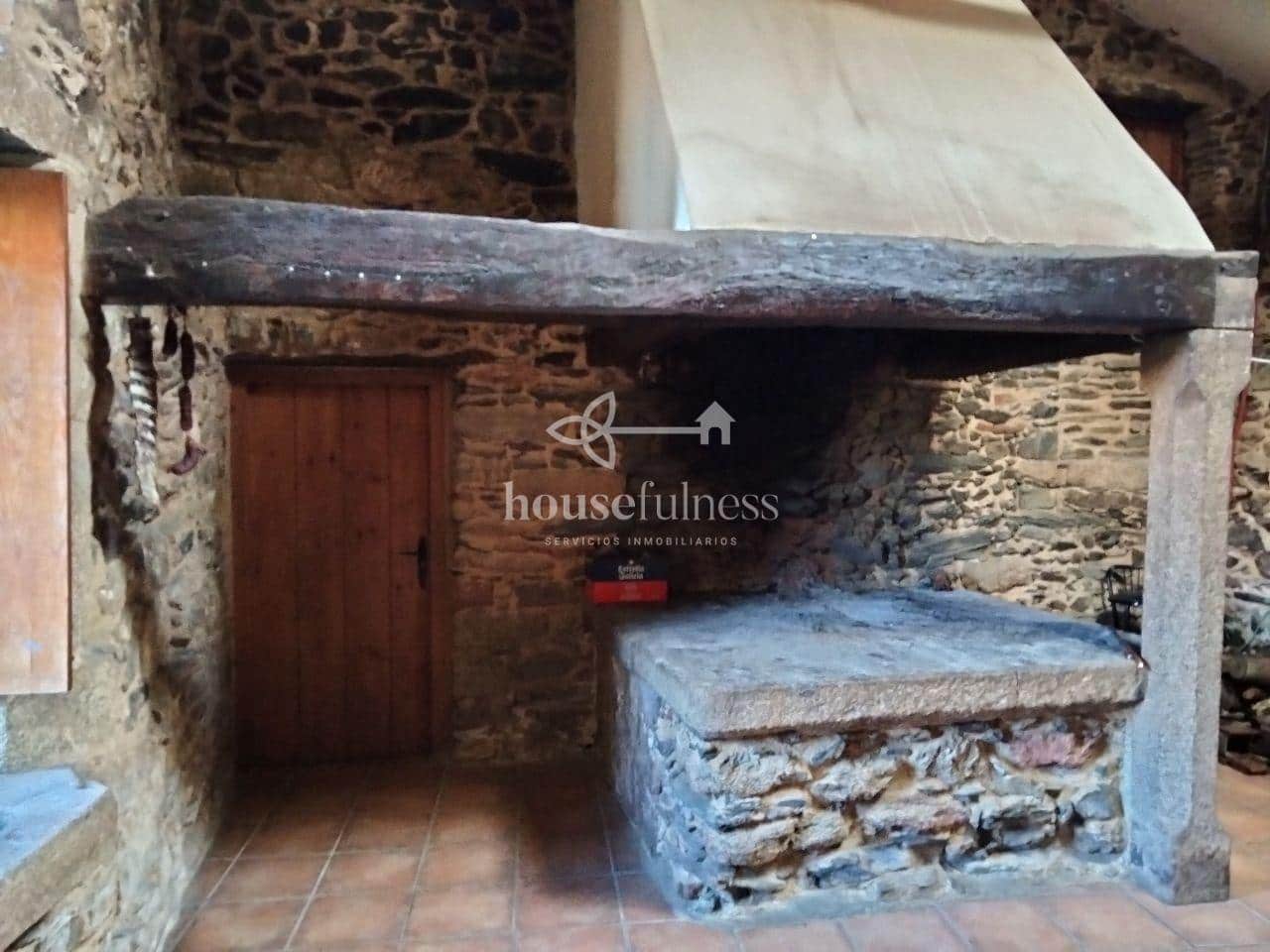 9 sypialnia Willa na sprzedaż w Ferrol - 750 000 € (Ref: 9407924)