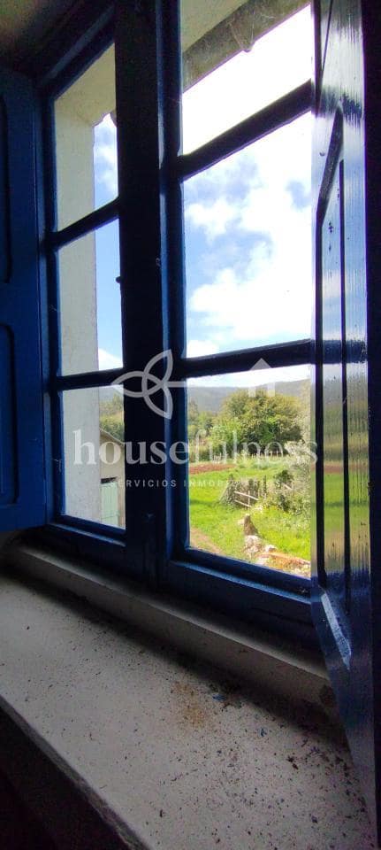 3 bedroom Townhouse for sale in Cerdido with garage - € 65,000 (Ref: 9407925)