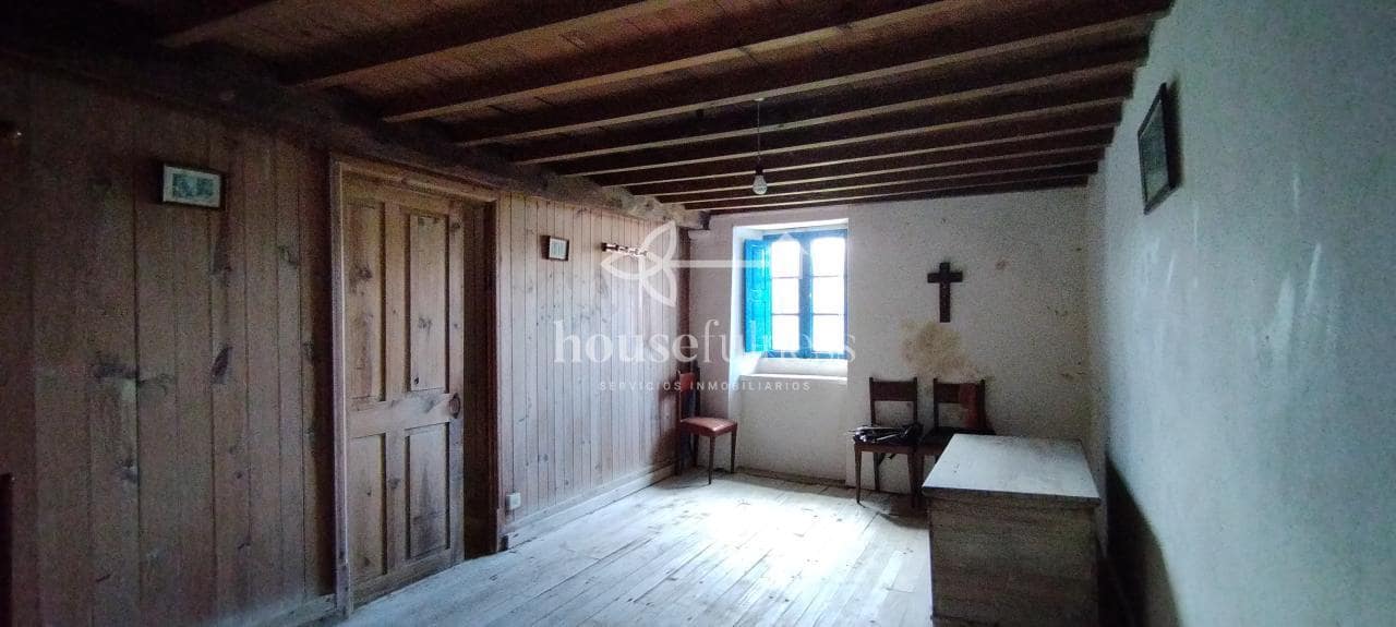 3 bedroom Townhouse for sale in Cerdido with garage - € 65,000 (Ref: 9407925)