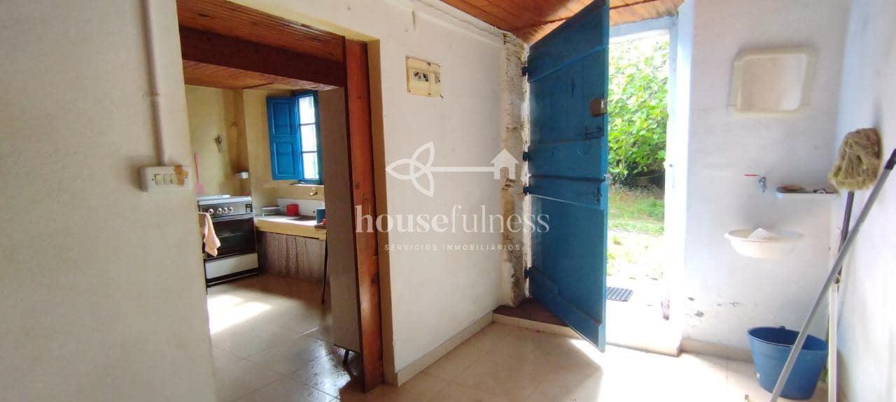 3 bedroom Townhouse for sale in Cerdido with garage - € 65,000 (Ref: 9407925)