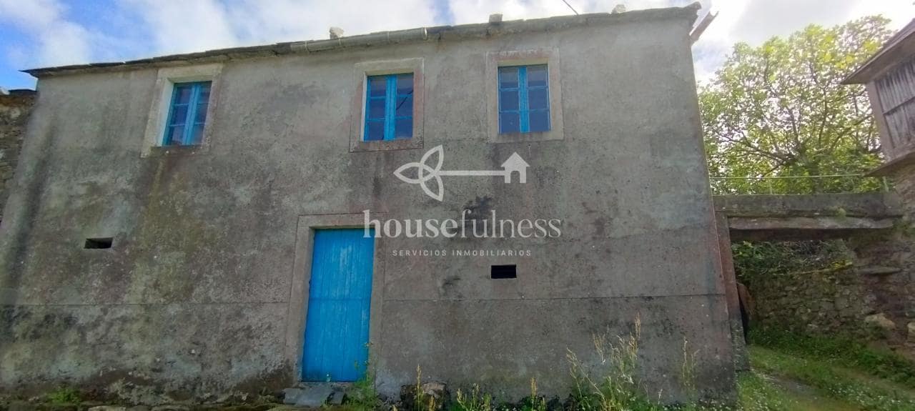 3 bedroom Townhouse for sale in Cerdido with garage - € 65,000 (Ref: 9407925)