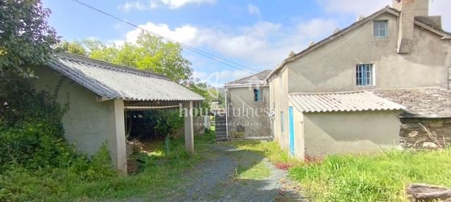 3 bedroom Townhouse for sale in Cerdido with garage - € 65,000 (Ref: 9407925)